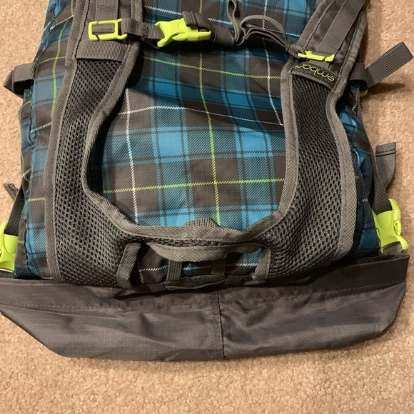Embark Backpack - Picture 4 of 4